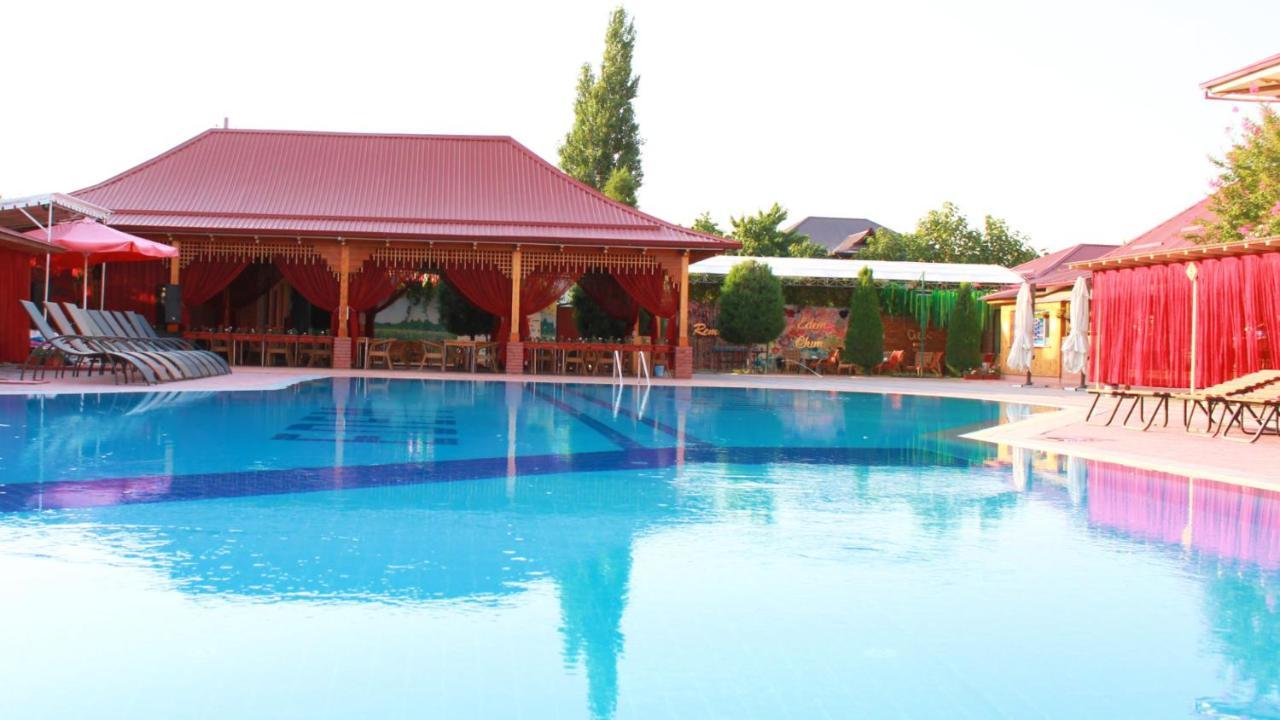 Hotel Grace Garden Kum Exterior photo