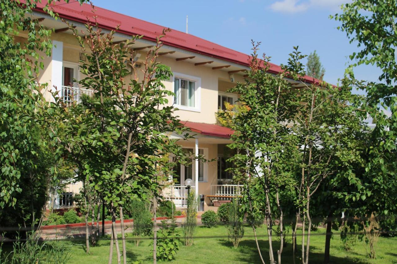 Hotel Grace Garden Kum Exterior photo